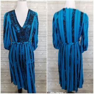 4 for $25 eva Mendes blue striped dress